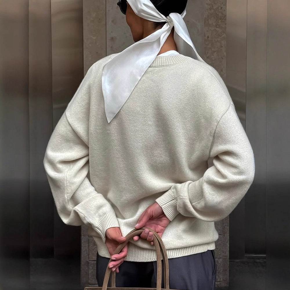 Women's Oversize V-Neck Sweater made of Cashmere Mix with Ripped Hem Amarae