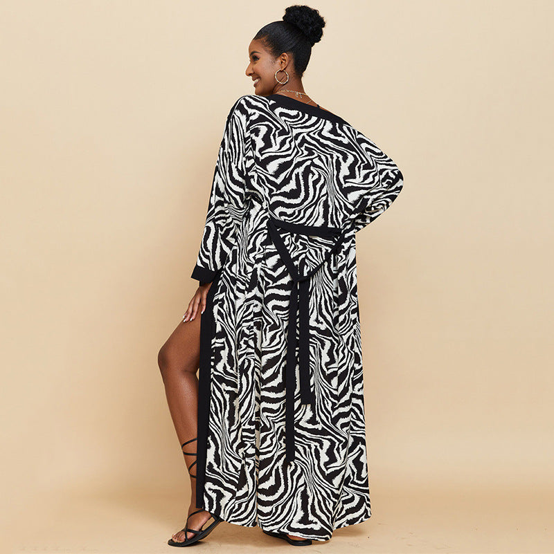 Ladies Luxurious Bathrobe with Exotic Pattern Chic Und Stil