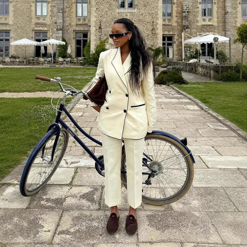 Women's cropped trousers with crease, straight leg and fine waist piping Amarae