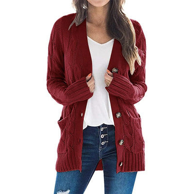 Knitted cardigan for women with cable pattern and practical pockets Lune London