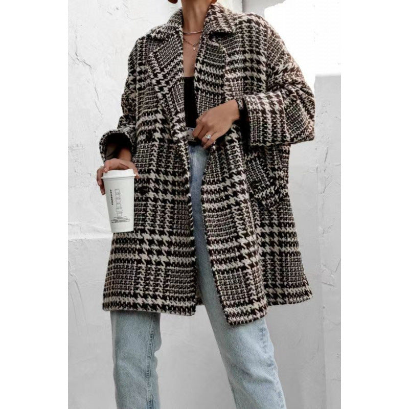 Oversized wool coat for women with check pattern and high collar Amarae