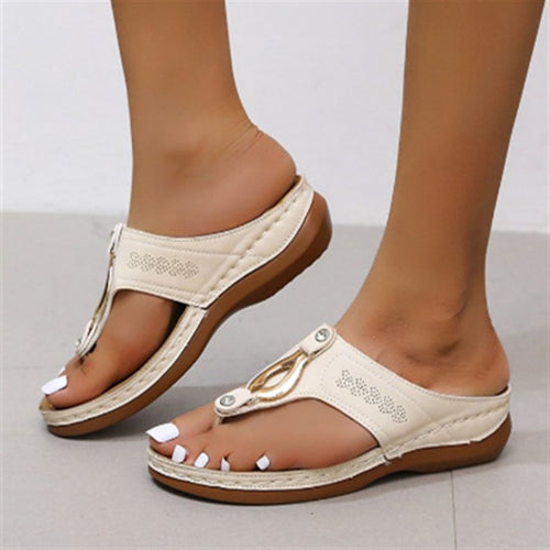 Elegant women's flip-flops with comfortable soles and trendy decorative detail Amarae