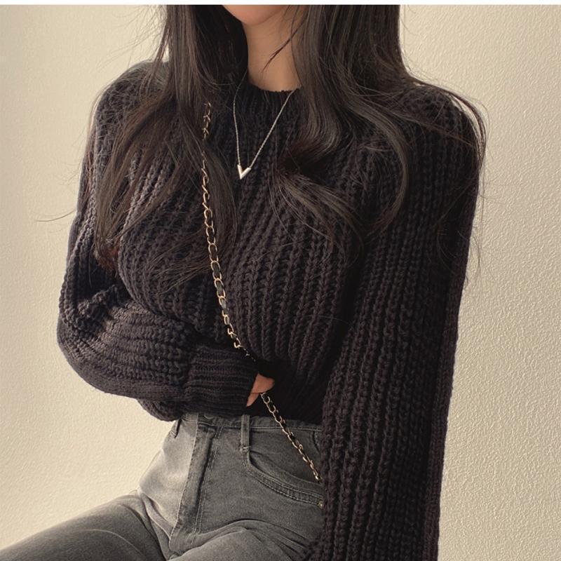 Pull en tricot pour femmes avec un matériau doux et un motif côtelé à la mode Chic & Stil
