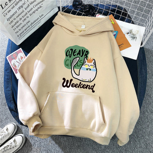 Women's hoodie with playful cat motif Chic & Stil