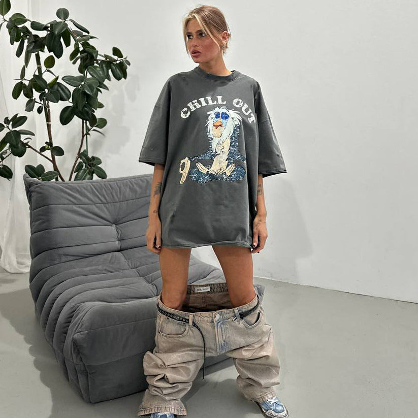 Oversized T-shirt for women with creative vintage pattern Lune London
