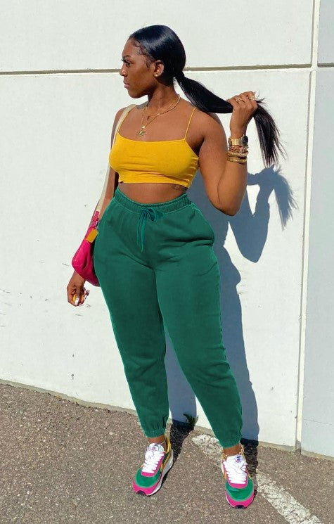 High-quality women's joggers with elastic waistband and side pockets Amarae
