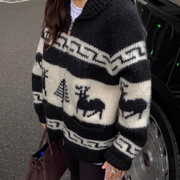 Ladies Comfortable Ribbed Zip Sweater with Festive Pattern Lune London