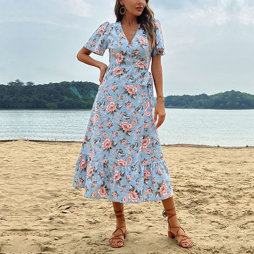 Robe Maxi Romantique pour Femmes avec Design Floral et Ourlet Volant Chic & Stil