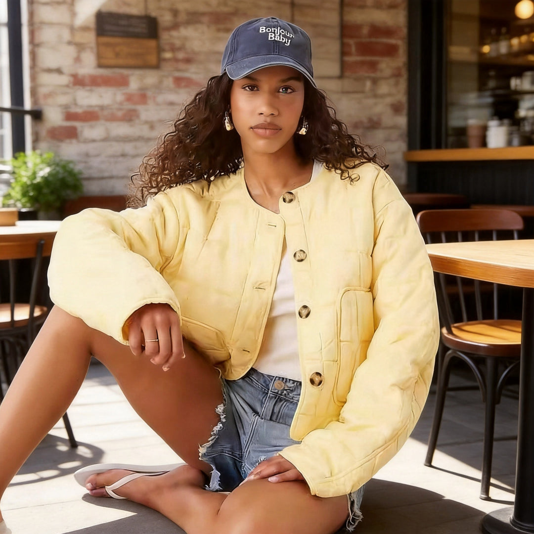 Women's baseball cap with adjustable back strap and embroidered logo Amarae
