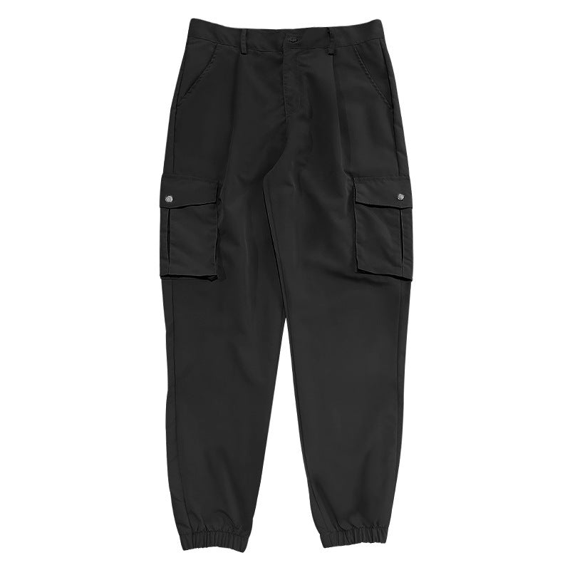 Unisex cargo pants with elastic waistband and practical side pockets Lune London