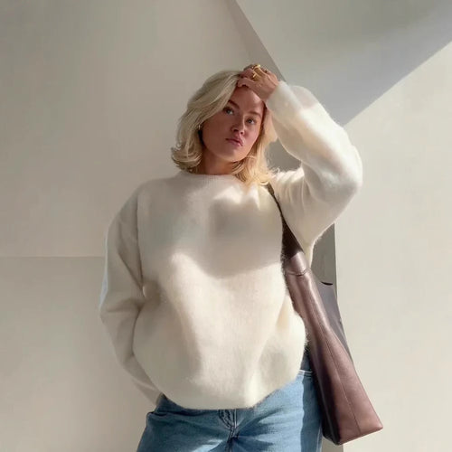 Oversized knit pullover for ladies in soft material with round neckline and relaxed fit Amarae