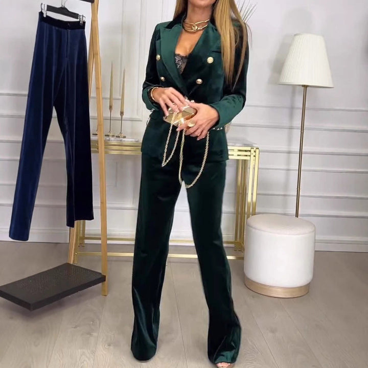 Women Luxurious Velvet Suit with Double-Breasted and Wide Leg Lune London