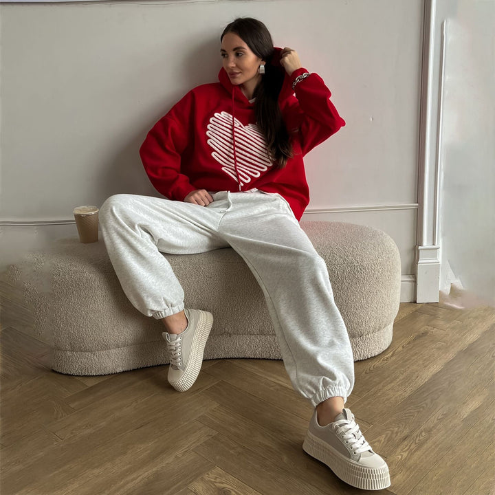 Women's hoodie with a creative heart design and a casual fit Lune London