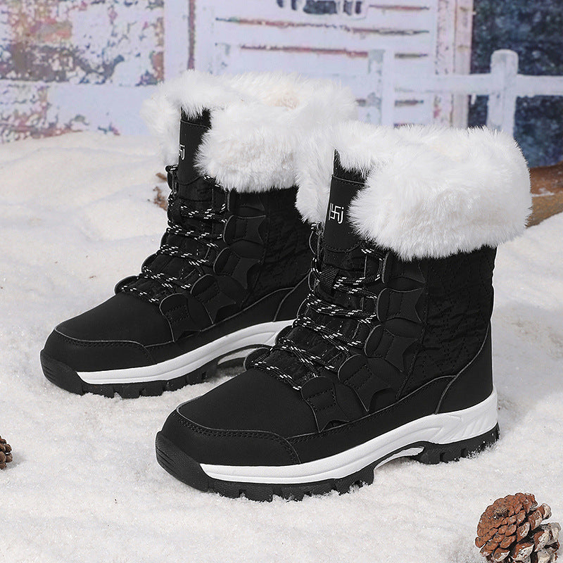 Women's Insulated Winter Boots with Faux Fur Collar, Water-Repellent Surface and Grip Profile Sole Amarae