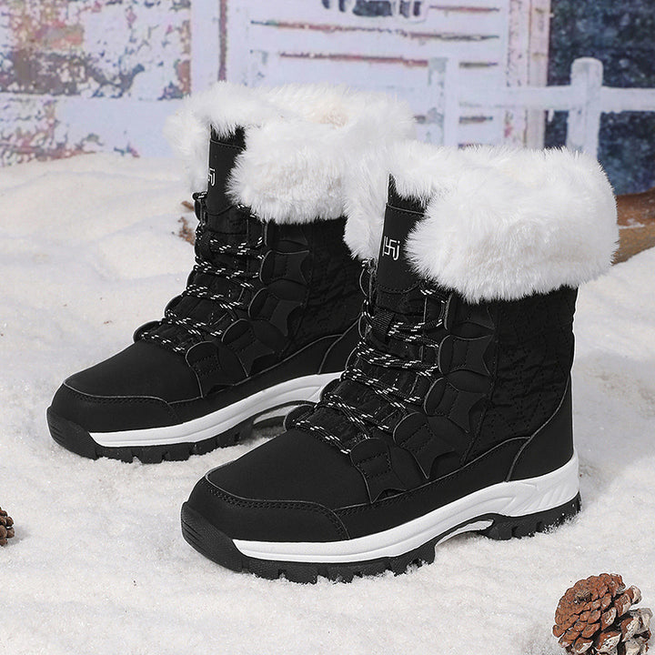 Women's Insulated Winter Boots with Faux Fur Collar, Water-Repellent Surface and Grip Profile Sole Amarae