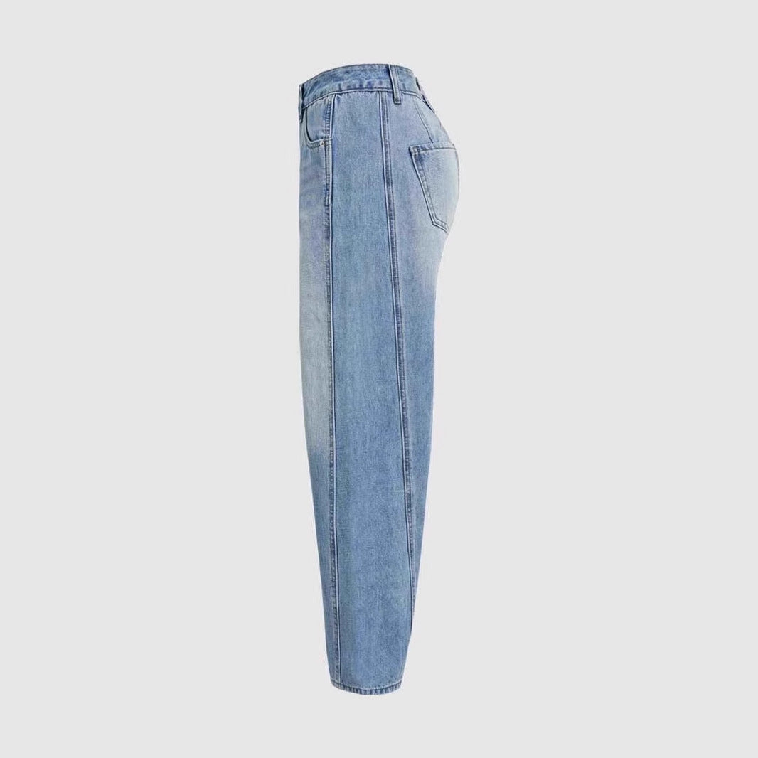 Women's wide-cut denim jeans with a high waist and modern design details Lune London