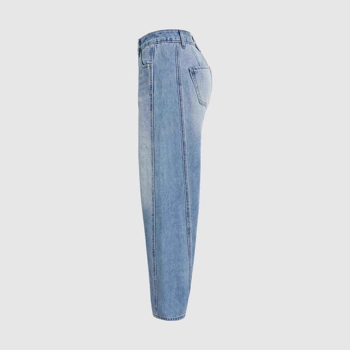 Women's wide-cut denim jeans with a high waist and modern design details Lune London