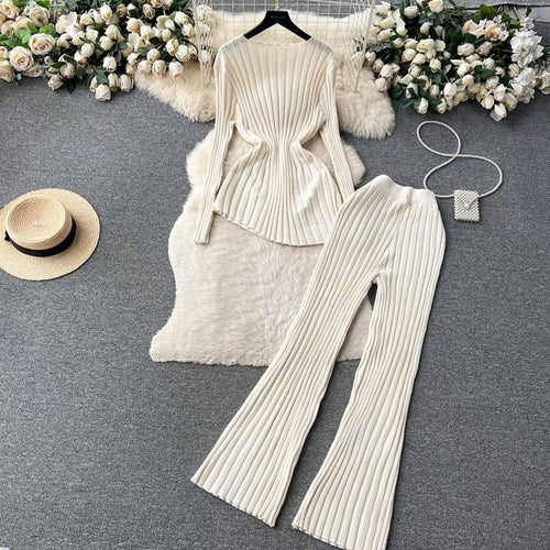 Trendy knitted loungewear set for women with flattering ribbed details Amarae