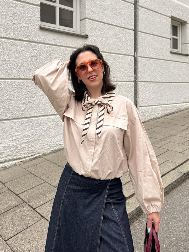 Women's blouse with bow collar, dropped shoulder design and voluminous balloon sleeves Amarae
