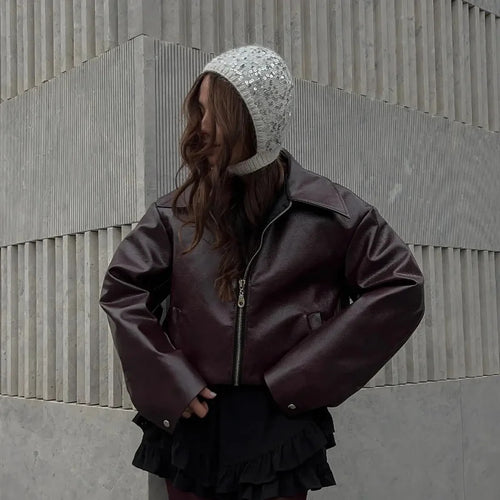 Ladies oversized synthetic leather jacket with wide collar and zipper Amarae