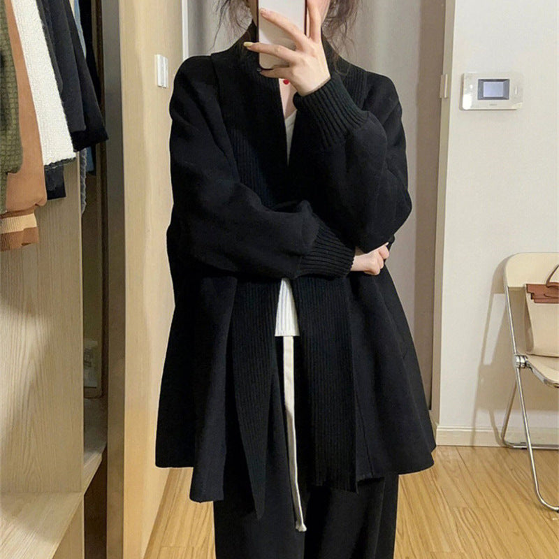 Ladies Oversized Trendy Cardigan with Textured Collar Lune London