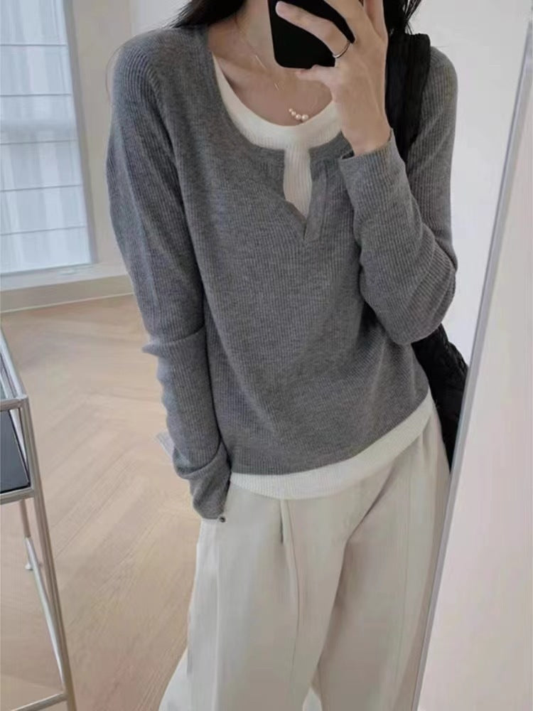 Pull-over fin en tricot pour femmes avec col en V et manches raglan Chic & Stil
