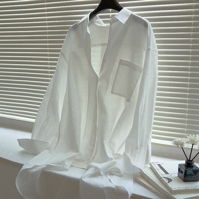 Chemisier léger et aérien pour femmes avec de longues manches et poche poitrine pratique Chic & Stil