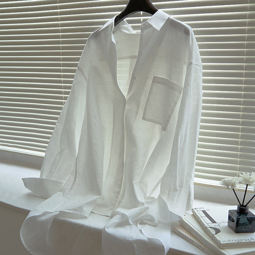 Chemisier léger et aérien pour femmes avec de longues manches et poche poitrine pratique Chic & Stil
