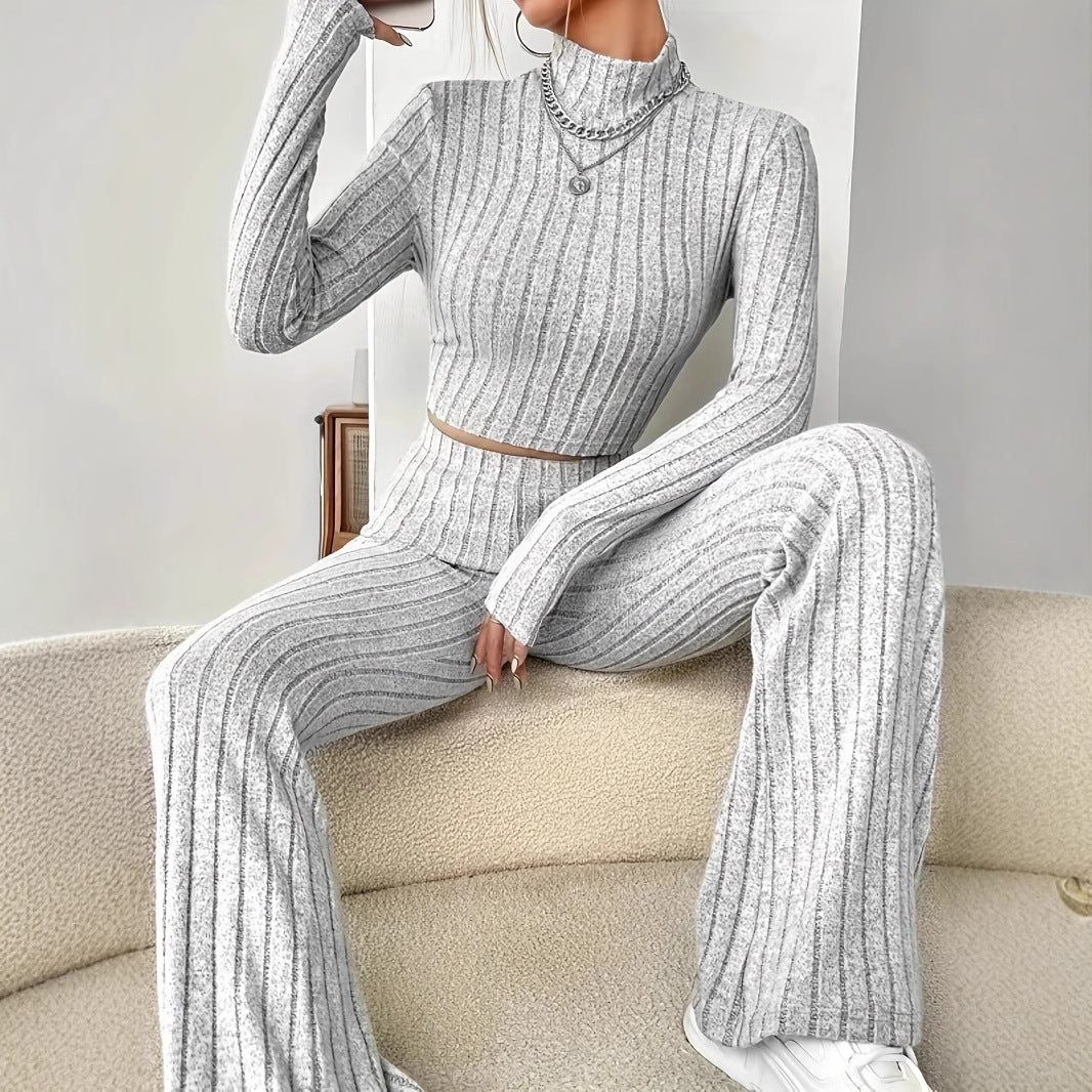 Elegant knit set for women with a high cut and a structured design Lune London