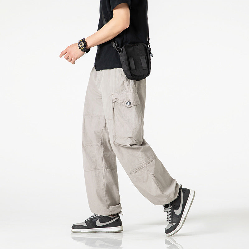Comfortable cargo pants for men with practical pockets Lune London