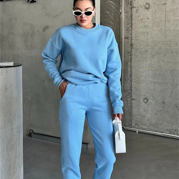 Amarae Comfortable Fleece Jogging Set for Women