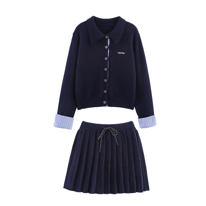 Women's set consisting of a cardigan and a skirt with an elegant pleated look Lune London