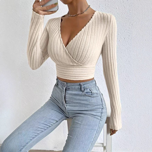 Short pullover for women with a V-neck and refined ribbed design Amarae