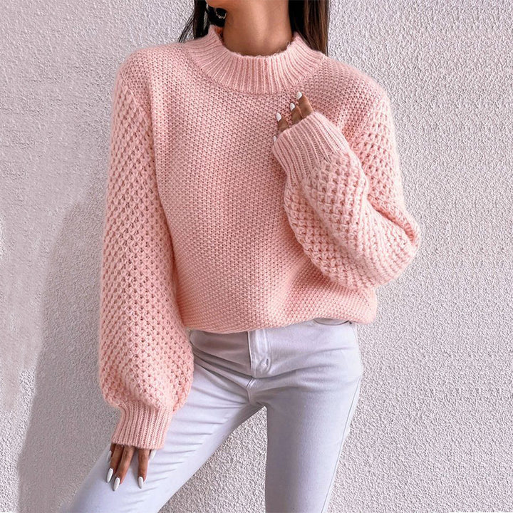 Oversized cozy pullover for women with structured pattern and turtleneck Lune London
