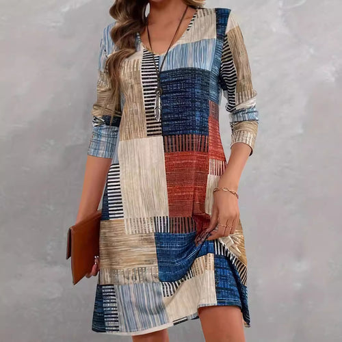 Casual dress for women with graphic pattern and loose fit Amarae