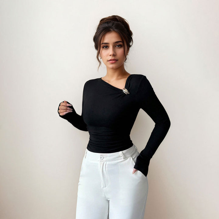 Haut à manches longues ajusté pour femmes avec détail tourné élégant Chic & Stil
