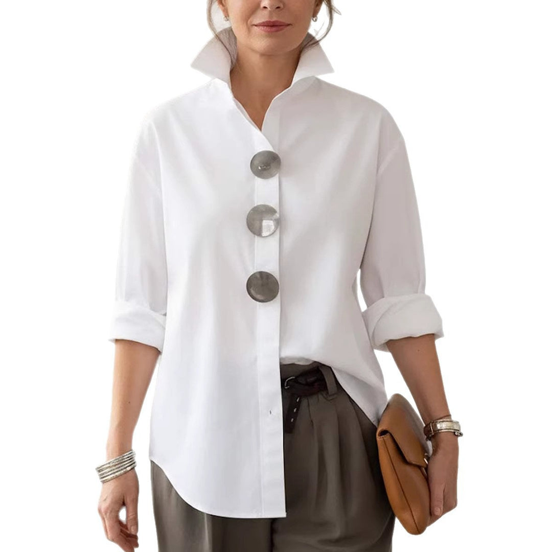 Women's stylish shirt with large button details and a chic standing collar Lune London