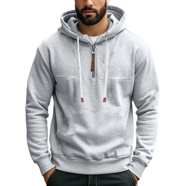 Men's sporty hoodie with zipper and practical kangaroo pocket Chic and Style