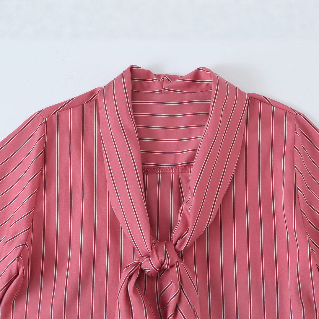 Women's blouse with bow collar, continuous button placket and balloon sleeves Amarae