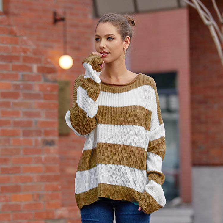 Pull en tricot confortable pour femmes avec un motif rayé moderne et une coupe large Chic & Stil