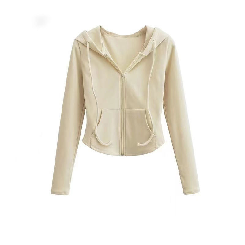 Ladies sporty hoodie with zipper and comfortable fit Chic & Stil