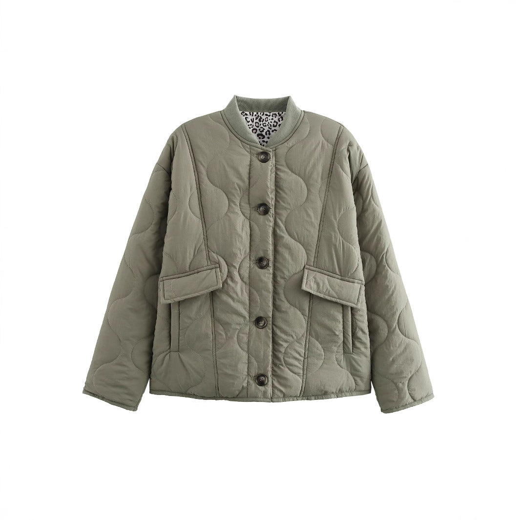 Ladies quilted jacket with practical pockets Lune London