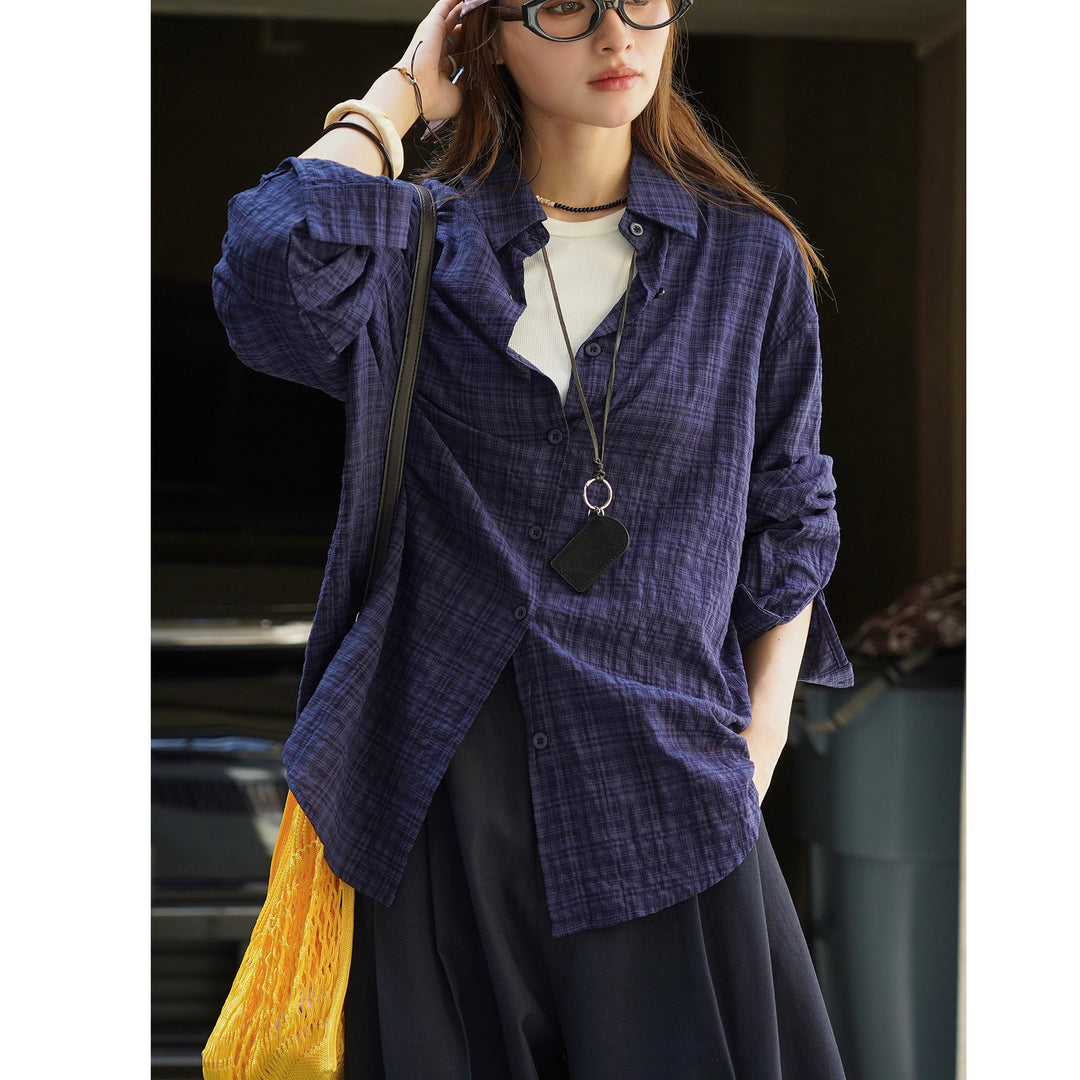 Women Oversized Check Shirt made of Crinkle Cotton with Extended Back Hem Amarae
