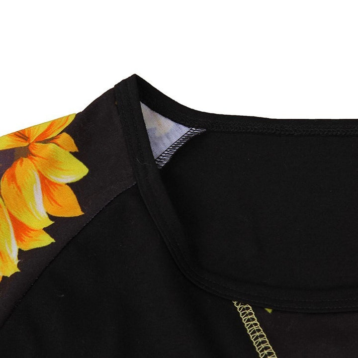 Long sleeve shirt for women with a floral design and a relaxed fit Lune London