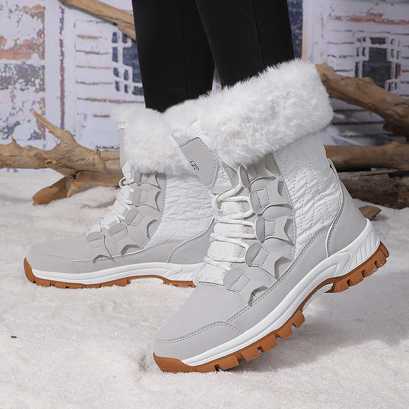 Women's Insulated Winter Boots with Faux Fur Collar, Water-Repellent Surface and Grip Profile Sole Amarae