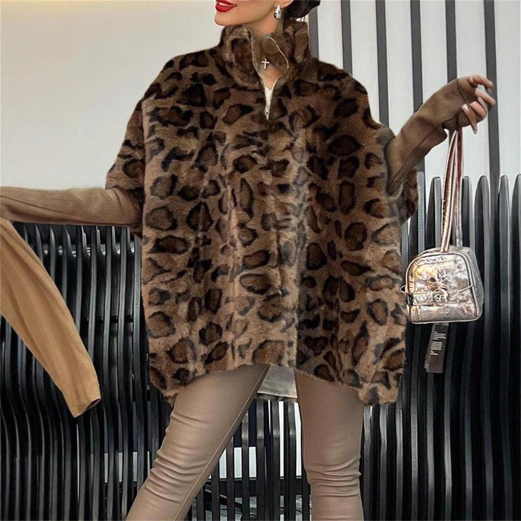 Ladies fleece plush poncho with leopard pattern Amarae