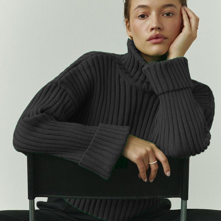 Ladies Elegant Turtleneck Sweater with Textured Rib Pattern Lune London