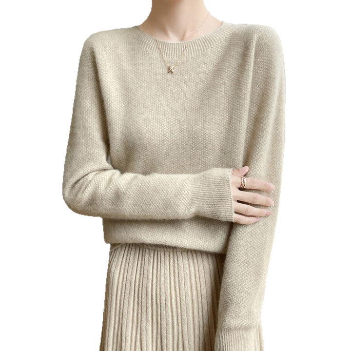 Pull-over fin en maille pour femmes avec une coupe décontractée et un col rond élégant Chic & Stil