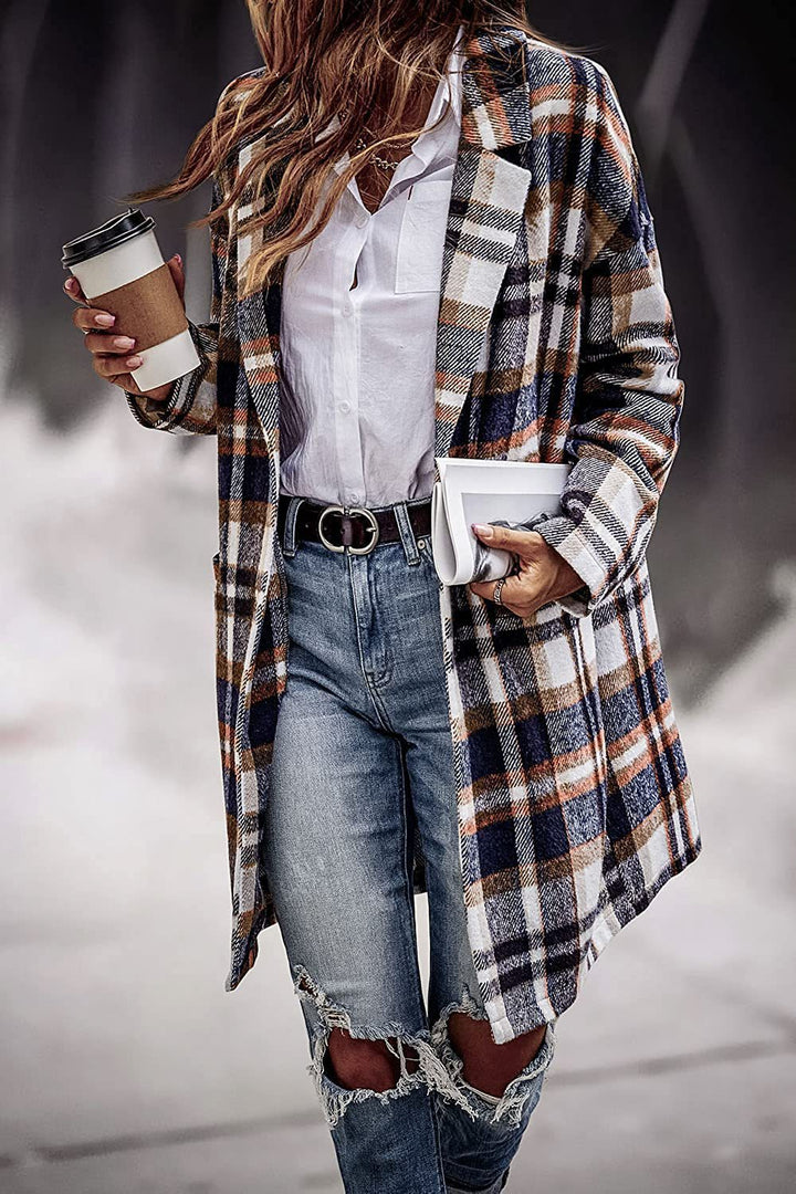 Oversized checkered blazer for women with a chic casual business look Lune London