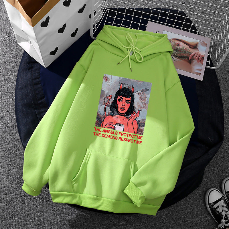 Women's hoodie with creative graphic print Chic & Stil